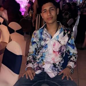 Meet your Posher, Ivan